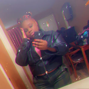 Meet your Posher, Jakira